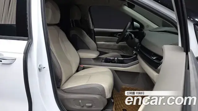 Kia Carnival 2024 — Фото 11/20