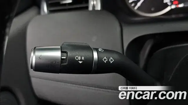 Land Rover Discovery Sport 2020 — Photo 11/35