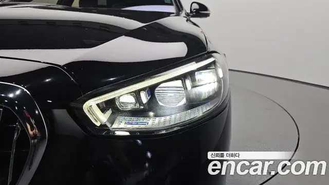 Mercedes-Benz S-Class 2022 — ფოტო 32/35