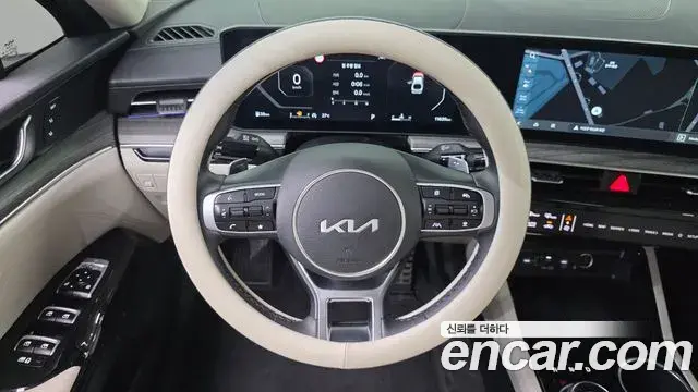 Kia K5 2025 — Şəkil 22/32