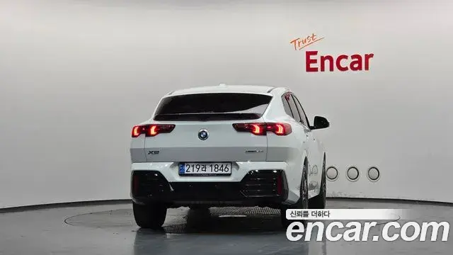 BMW X2 2024 — Photo 18/35