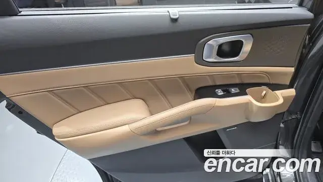 Kia Sorento 2024 — Photo 9/33