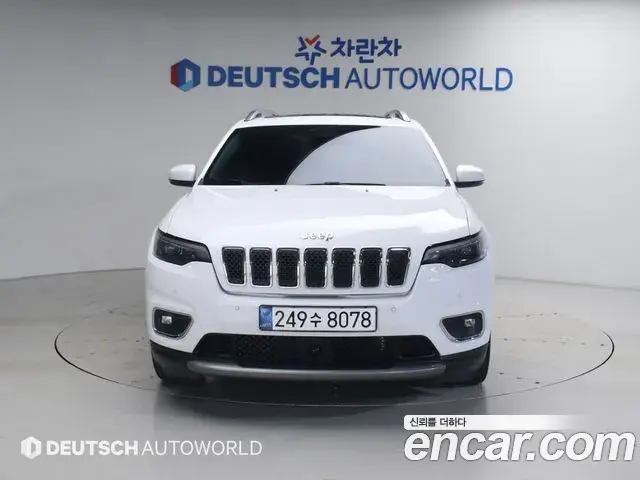 Jeep Cherokee 2021 — ფოტო 3/20