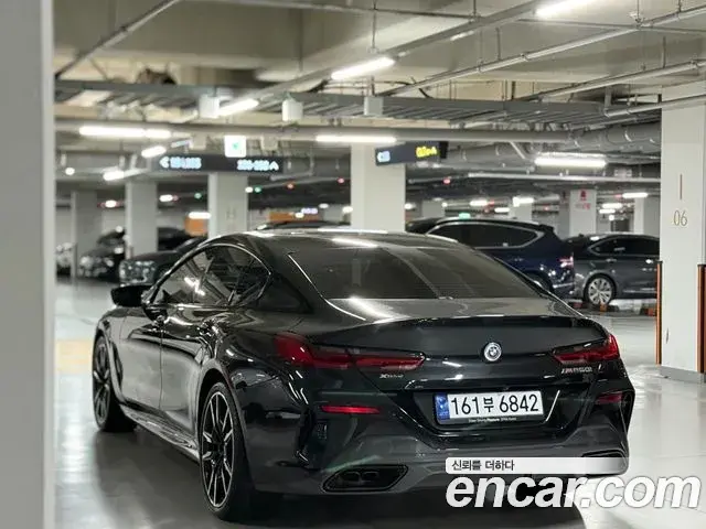BMW 8 Series 2023 — ფოტო 5/10