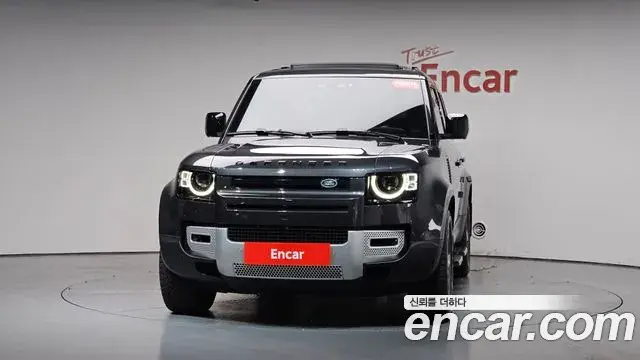 Land Rover Defender 2022 — ფოტო 5/34