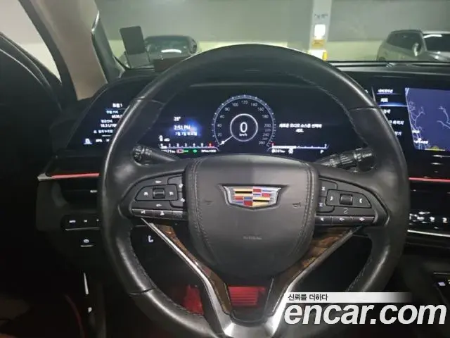 Cadillac Escalade 2023 — ფოტო 14/20