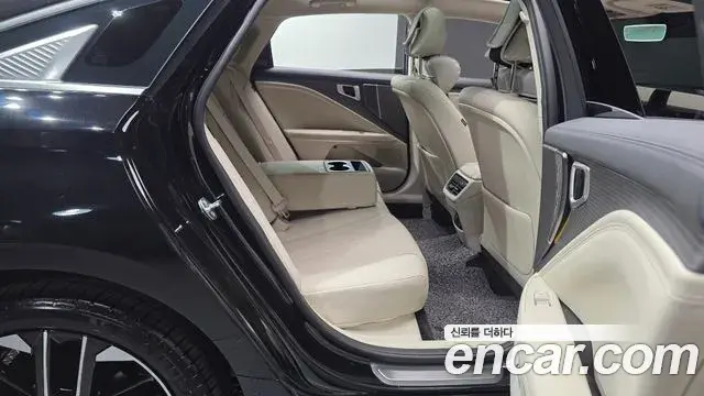 Kia K8 2025 — Şəkil 11/20