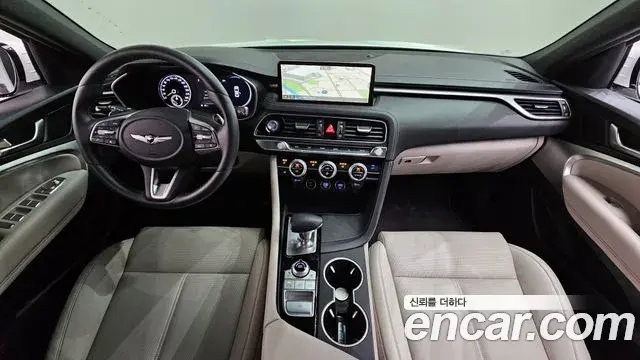 Genesis G70 2022 — Photo 8/35
