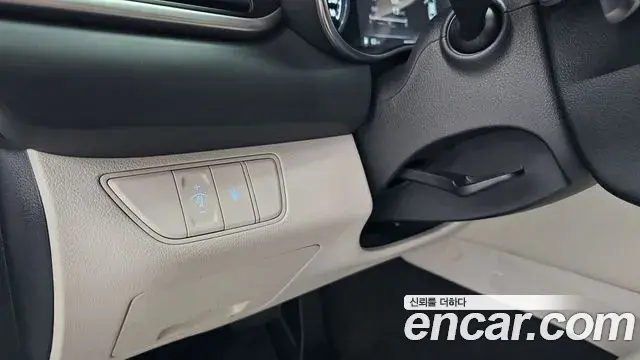 Genesis G70 2022 — Photo 12/35