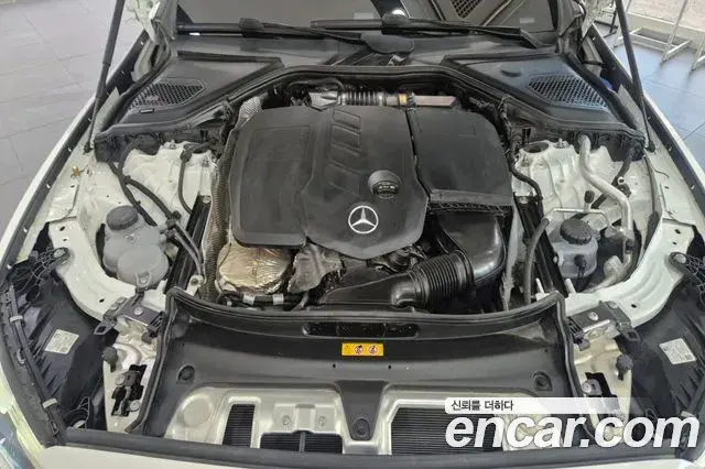 Mercedes-Benz E-Class 2024 — Фото 5/20