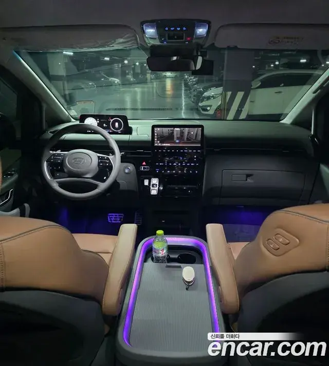 Hyundai Staria 2025 — ფოტო 9/18