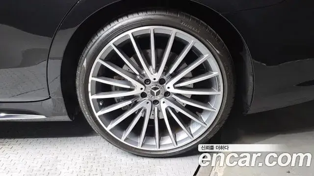 Mercedes-Benz S-Class 2025 — ფოტო 14/32