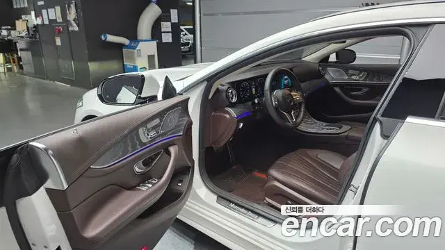Mercedes-Benz CLS-Class 2020 — Şəkil 11/30