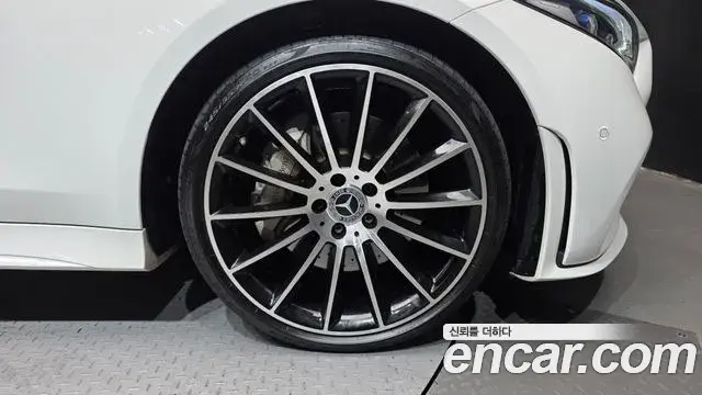 Mercedes-Benz CLS-Class 2020 — Şəkil 19/30