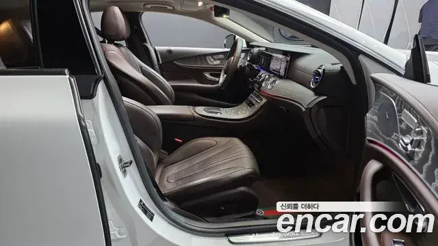 Mercedes-Benz CLS-Class 2020 — Şəkil 25/30