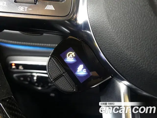 Mercedes-Benz G-Class 2021 — Photo 18/20