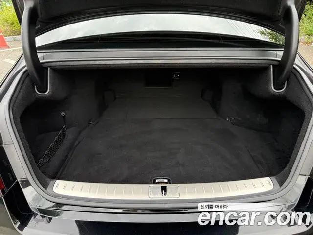 Genesis G90 2022 — Şəkil 12/20