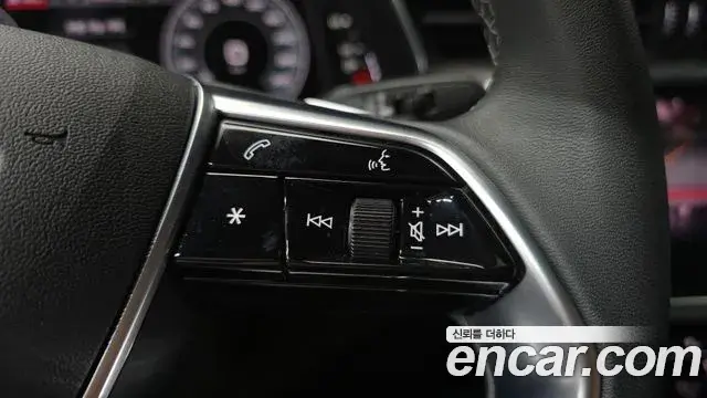 Audi A7 2025 — Şəkil 18/36