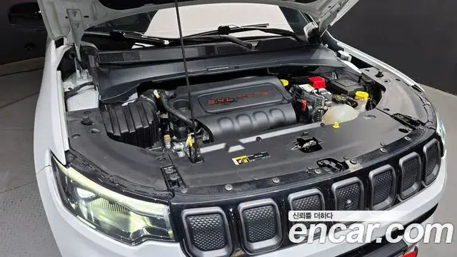 Jeep Compass 2022 — Фото 6/20