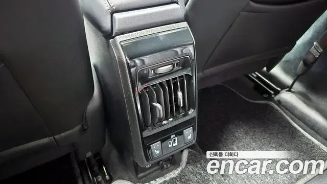 Jeep Compass 2022 — Фото 17/20