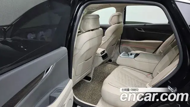 Genesis G80 2024 — Photo 13/35