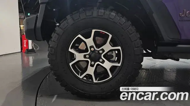 Jeep Wrangler 2023 — Photo 5/32