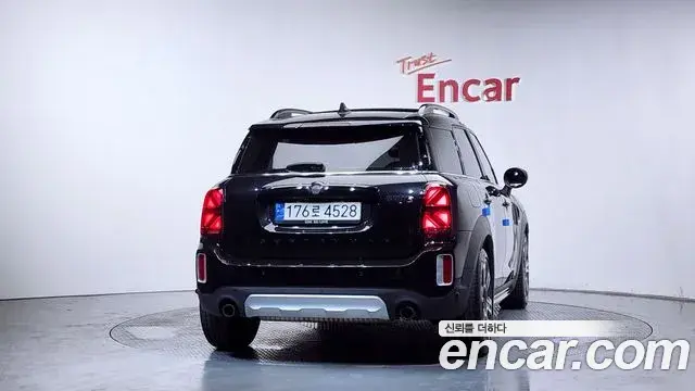 Mini Cooper S Countryman 2023 — Photo 12/20