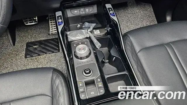 Kia Sorento 2024 — Фото 9/20