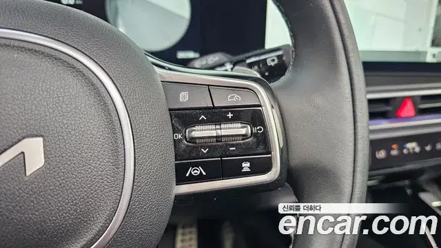 Kia Sorento 2024 — Фото 15/20