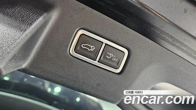 Kia Sorento 2024 — Фото 17/20