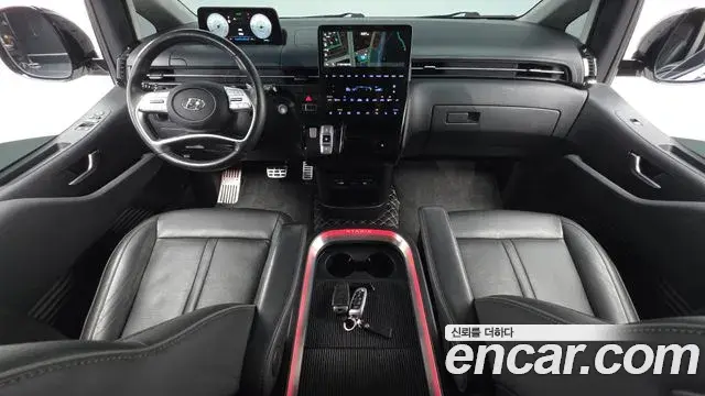 Hyundai Staria 2022 — Фото 7/20