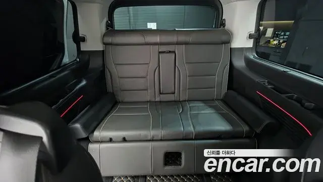 Hyundai Staria 2022 — ფოტო 3/31