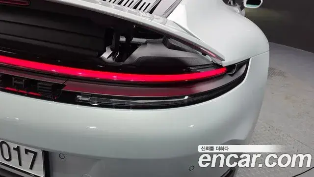 Porsche 911 2025 — Şəkil 9/35
