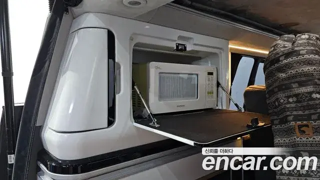 Hyundai Staria 2023 — Photo 29/31