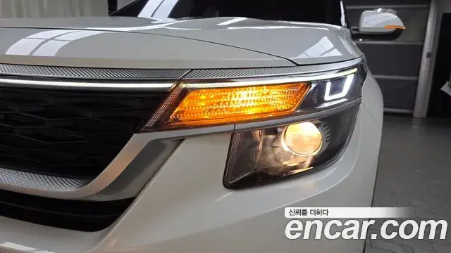 Kia Seltos 2020 — Photo 15/30
