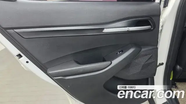 Kia Seltos 2020 — Photo 2/30