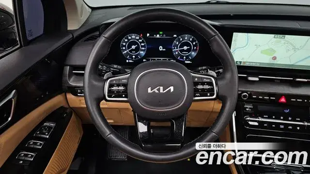 Kia Carnival 2023 — Şəkil 13/20