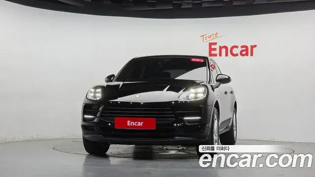 Porsche Macan 2019 — Şəkil 2/31