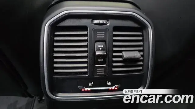 Porsche Macan 2019 — Şəkil 22/31