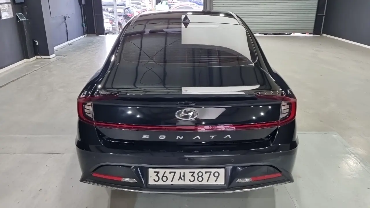 Hyundai Sonata 2021 — Фото 3/18