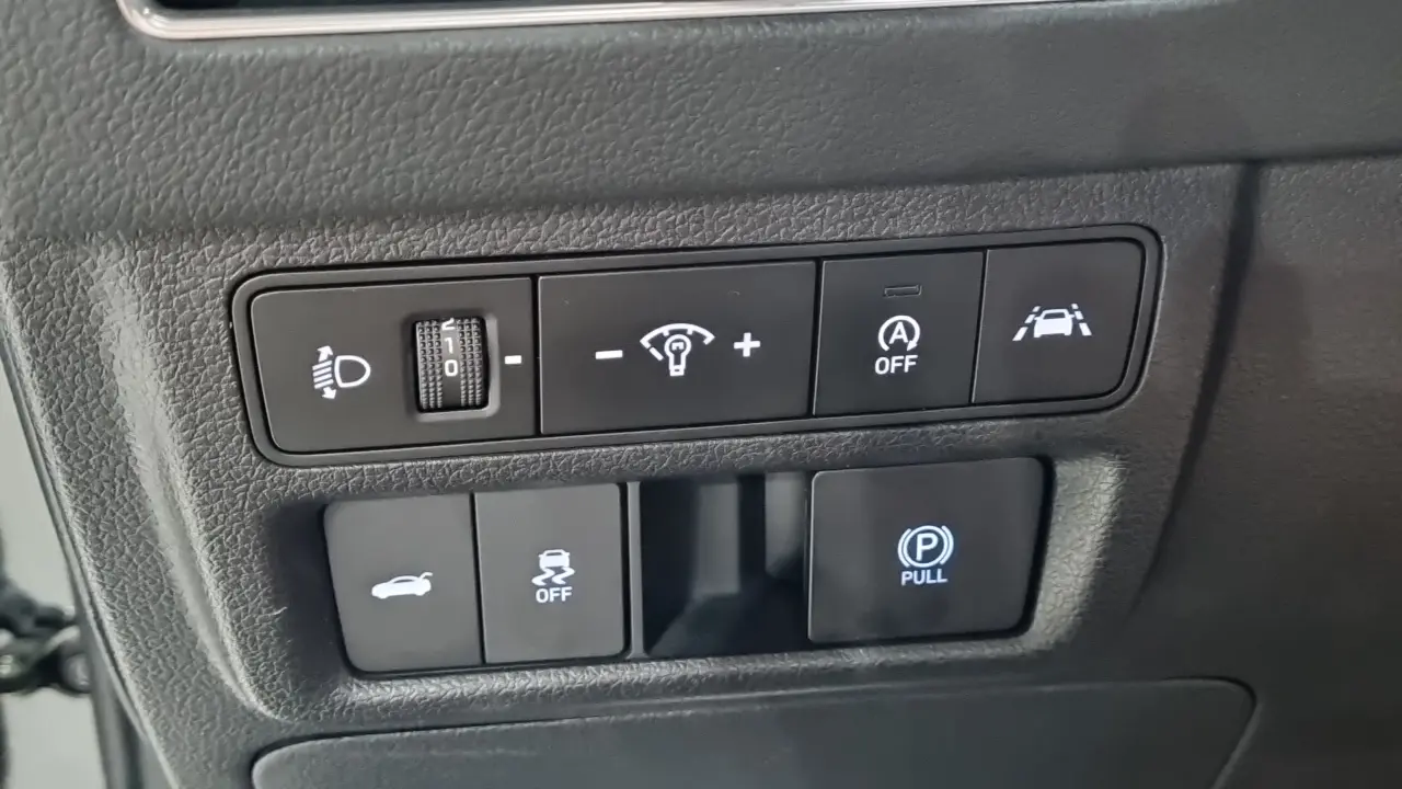 Hyundai Sonata 2021 — Фото 14/18