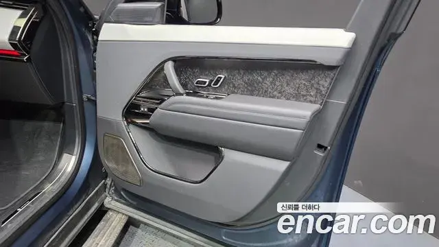 Land Rover Range Rover Sport 2025 — Photo 23/34