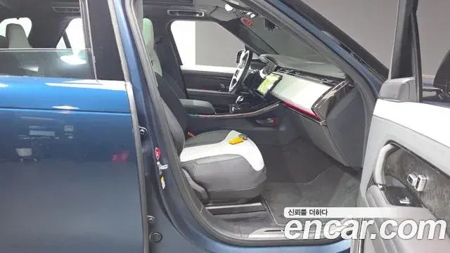 Land Rover Range Rover Sport 2025 — Photo 9/34