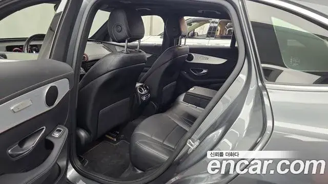 Mercedes-Benz EQC 2020 — ფოტო 6/35