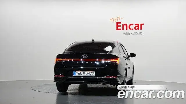 Hyundai Avante 2022 — Photo 4/20