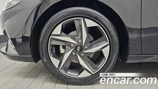 Hyundai Avante 2022 — Photo 5/20