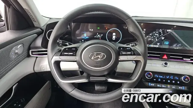 Hyundai Avante 2022 — Photo 13/20