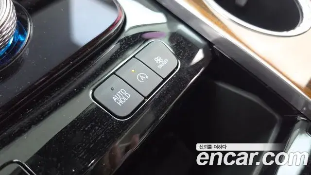 Cadillac Escalade 2025 — ფოტო 33/40