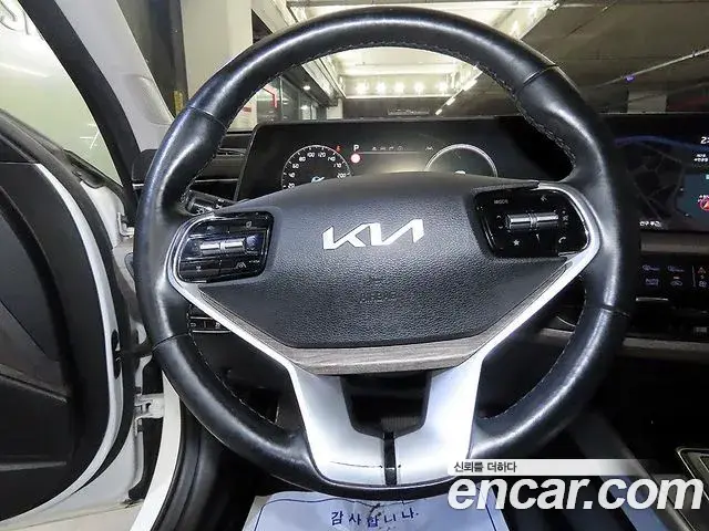 Kia K8 2021 — Фото 12/18