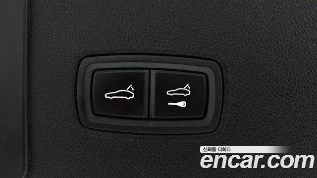 Porsche Cayenne 2020 — Photo 33/34
